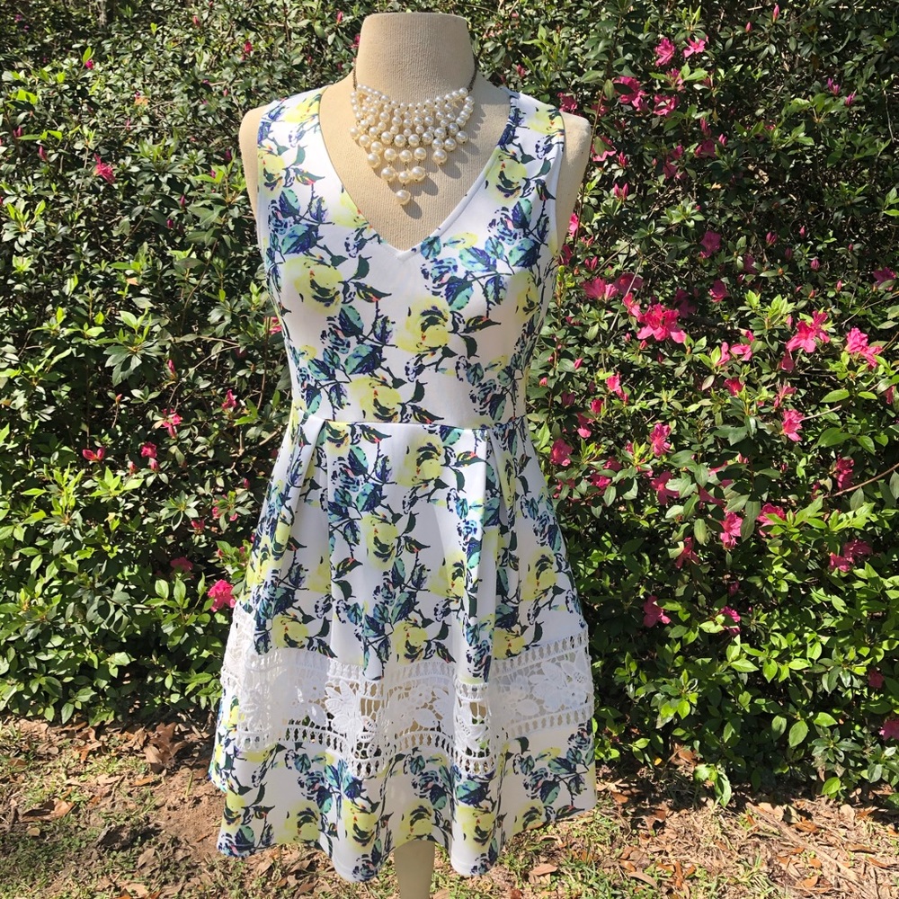 Francesca’s beautiful spring summer dress